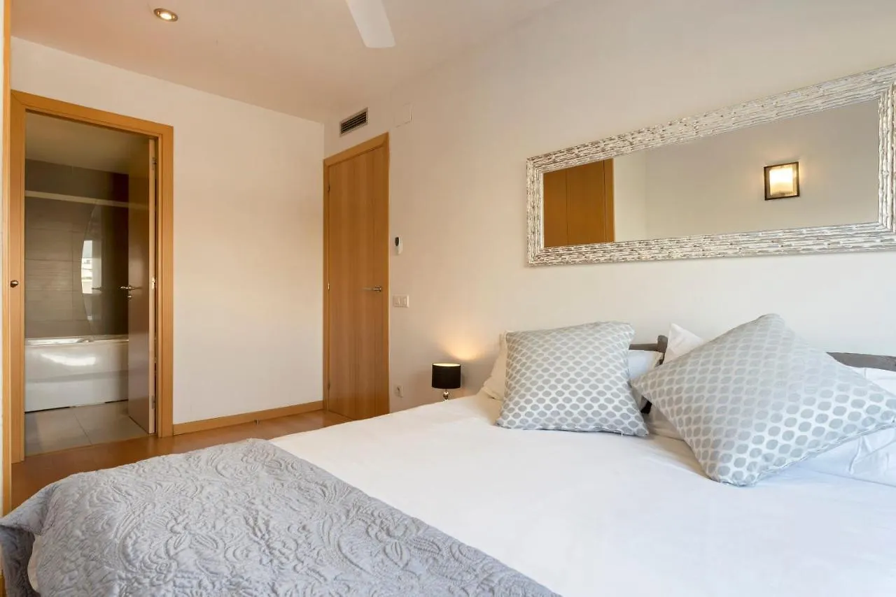 Ccib Forum Deluxe Apartment Sant Adria de Besos